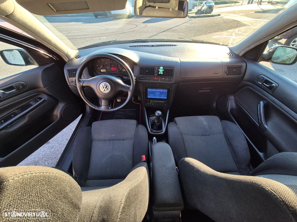 VW Golf 1.9 TDi Highline - 8