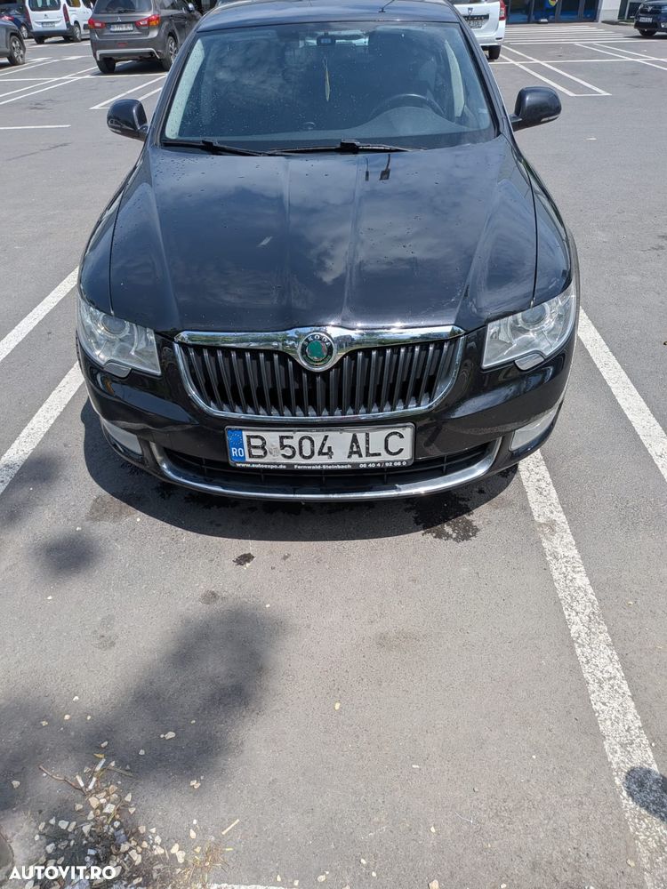 Skoda Superb 2.0 TDI DPF Elegance - 2