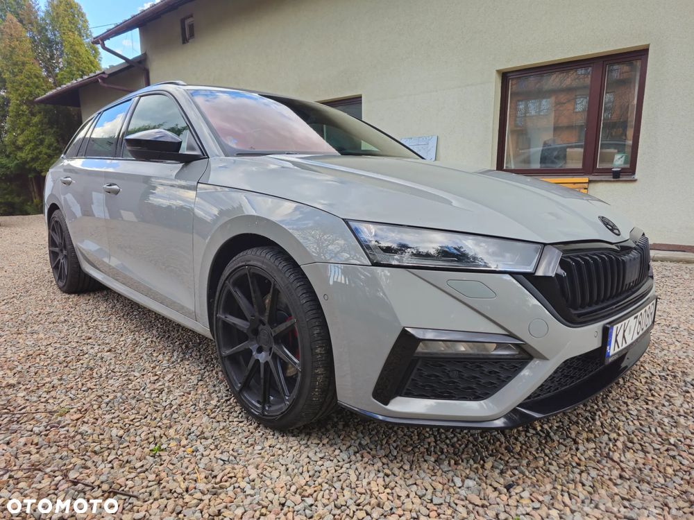 Skoda Octavia 2.0 TDI DSG 4x4 RS - 25