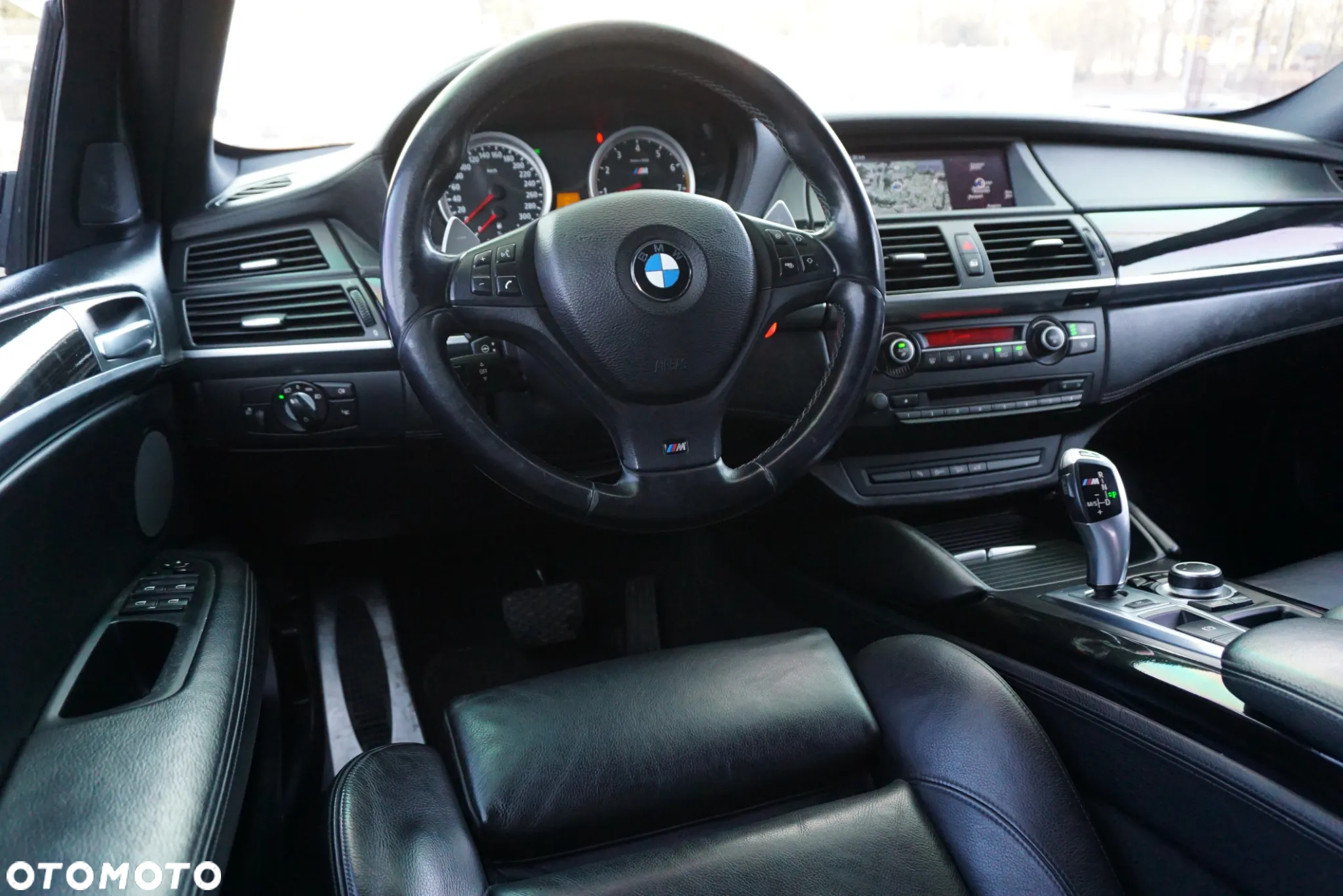 BMW X6M Standard - 11