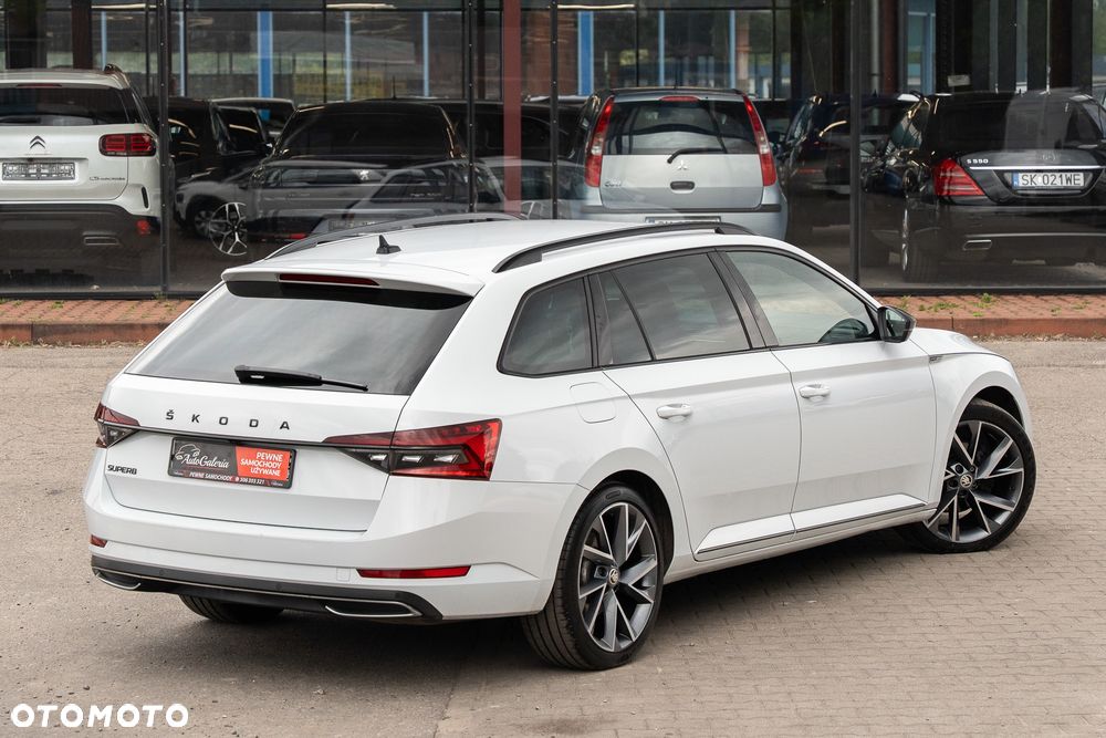 Skoda Superb 2.0 TDI DSG SportLine - 9