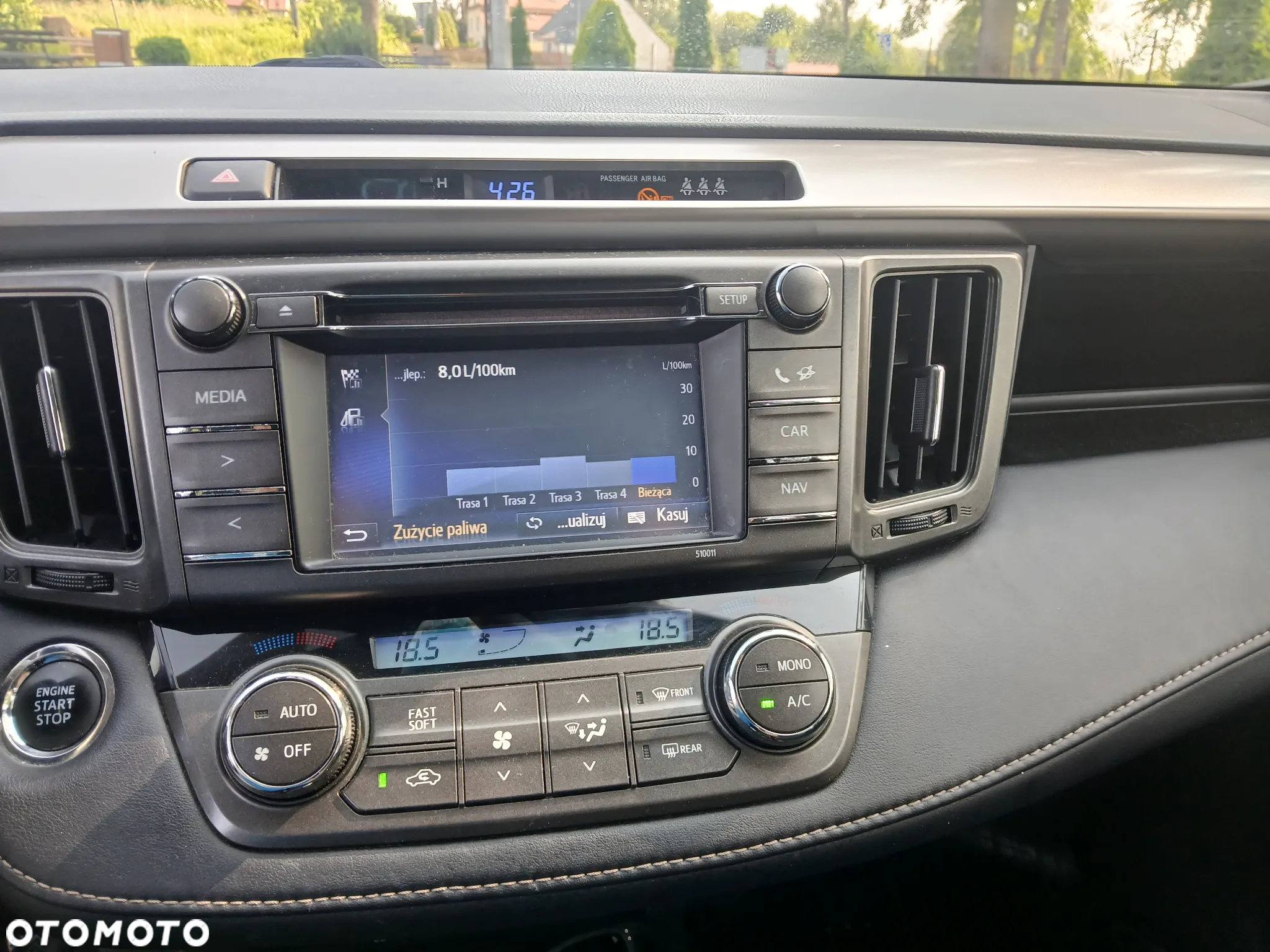 Toyota RAV4 2.0 Premium - 18