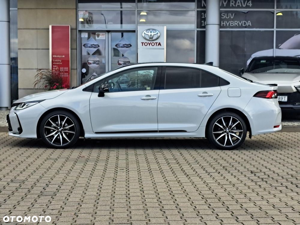 Toyota Corolla 1.8 Hybrid GR Sport Dynamic - 3
