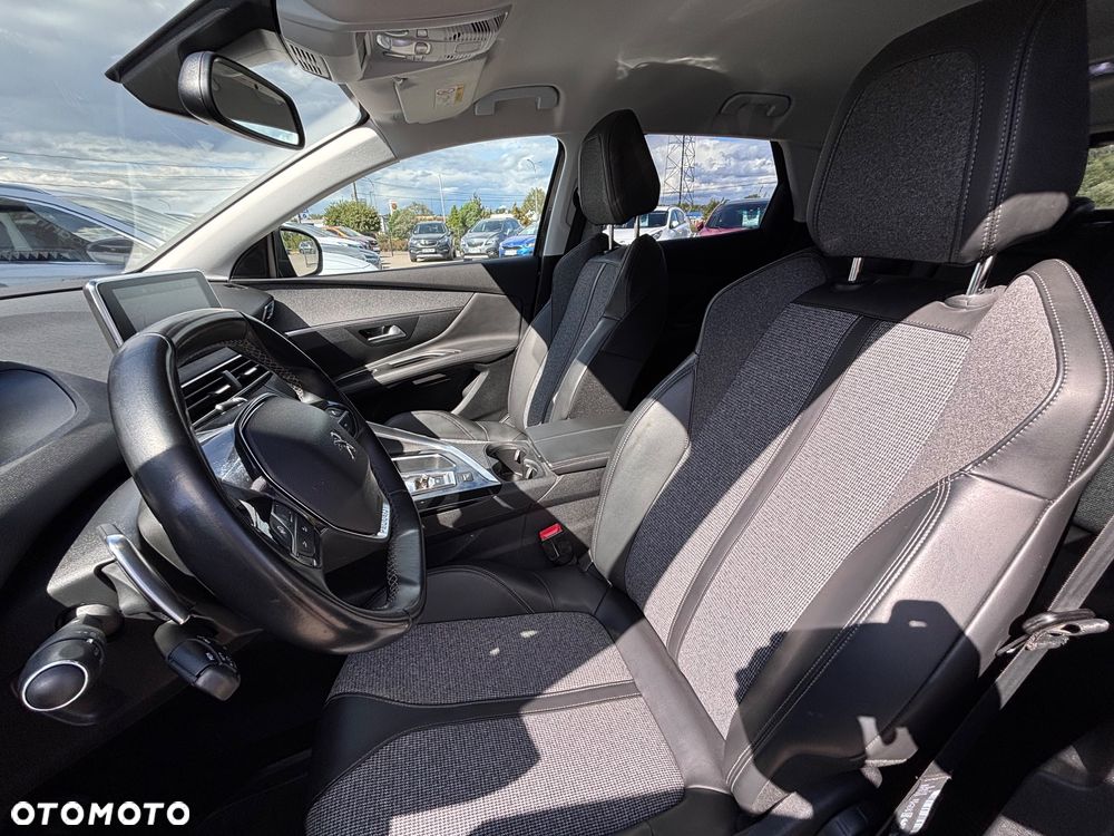 Peugeot 3008 1.6 BlueHDi Allure S&S EAT6 - 21