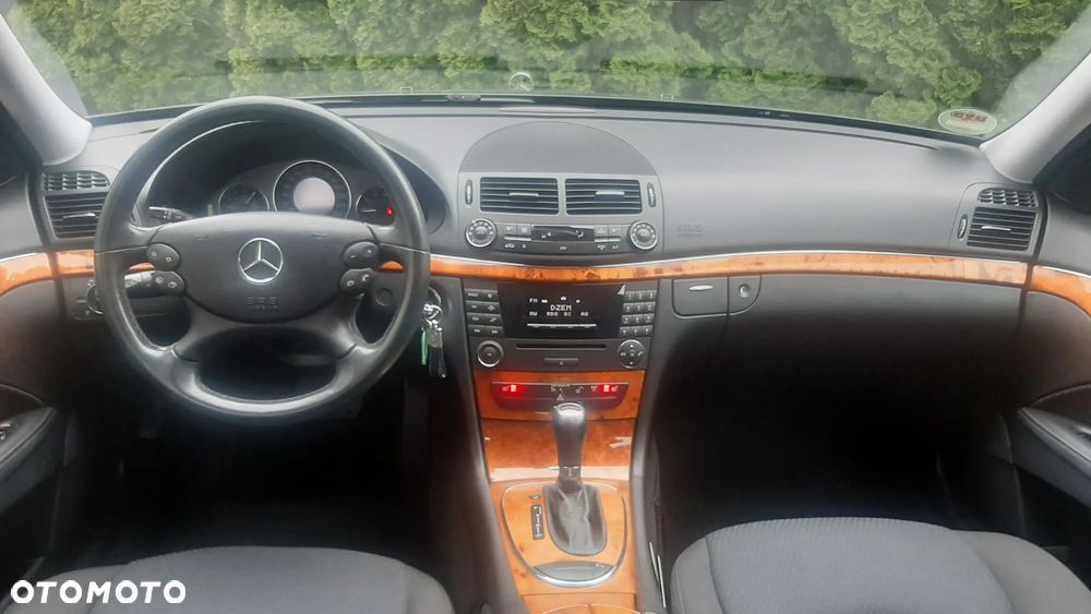 Mercedes-Benz Klasa E 200 Kompressor Automatik Elegance - 17
