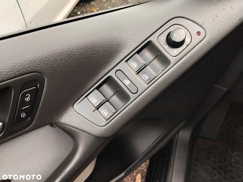 Volkswagen Tiguan 1.4 TSI Sport&Style - 8