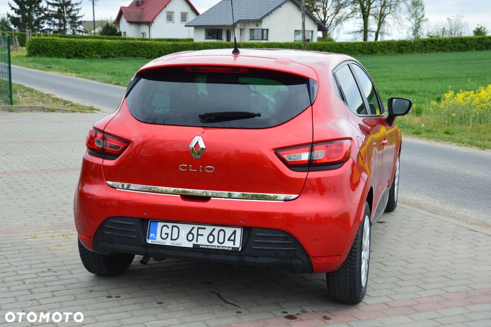 Renault Clio - 9