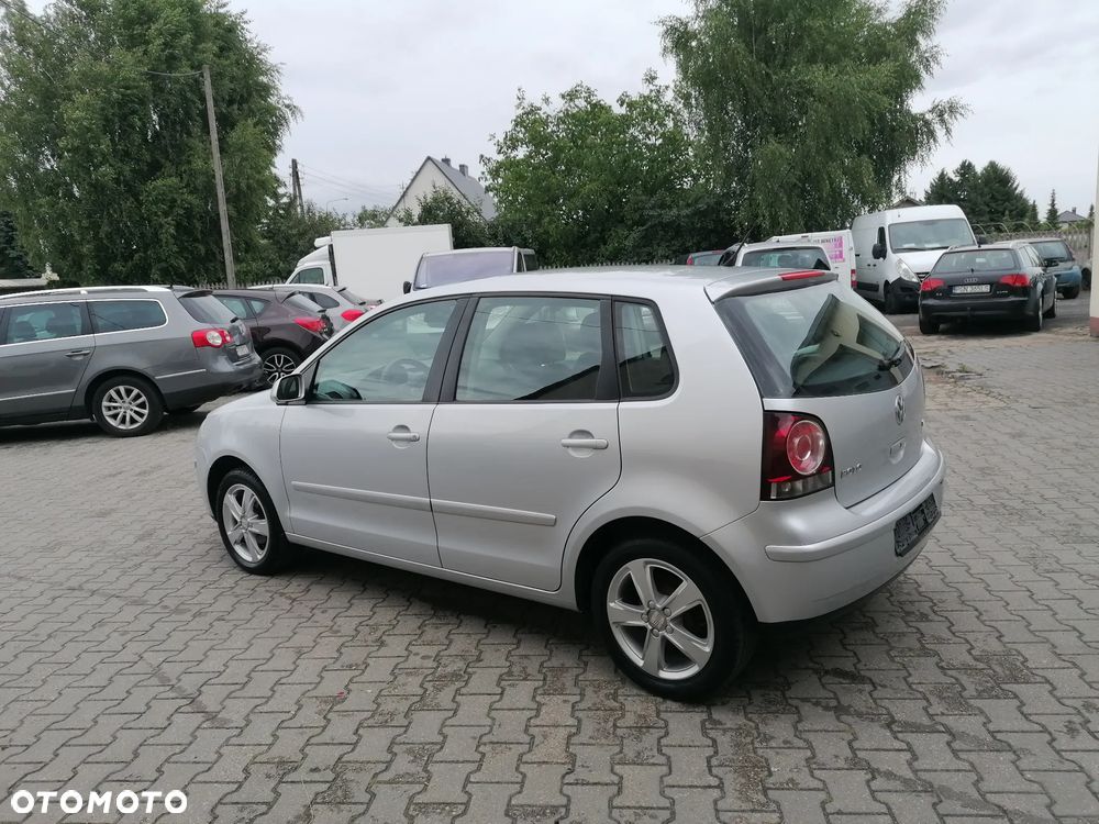 Volkswagen Polo - 6
