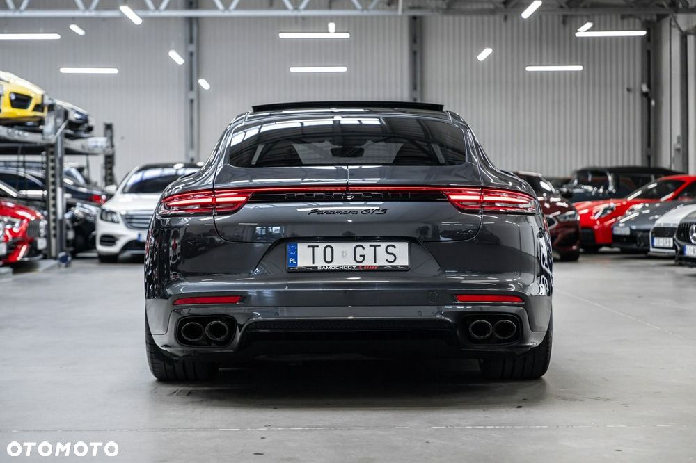 Porsche Panamera - 9