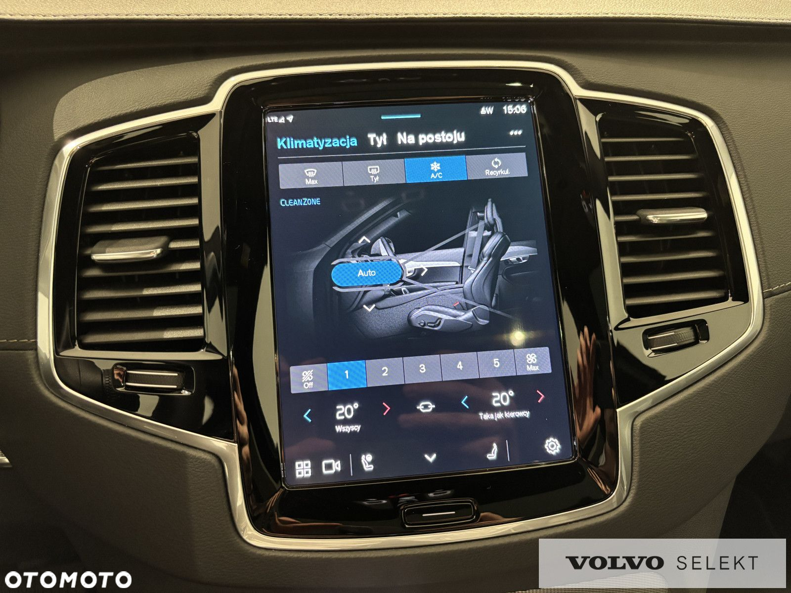 Volvo XC 90 - 20