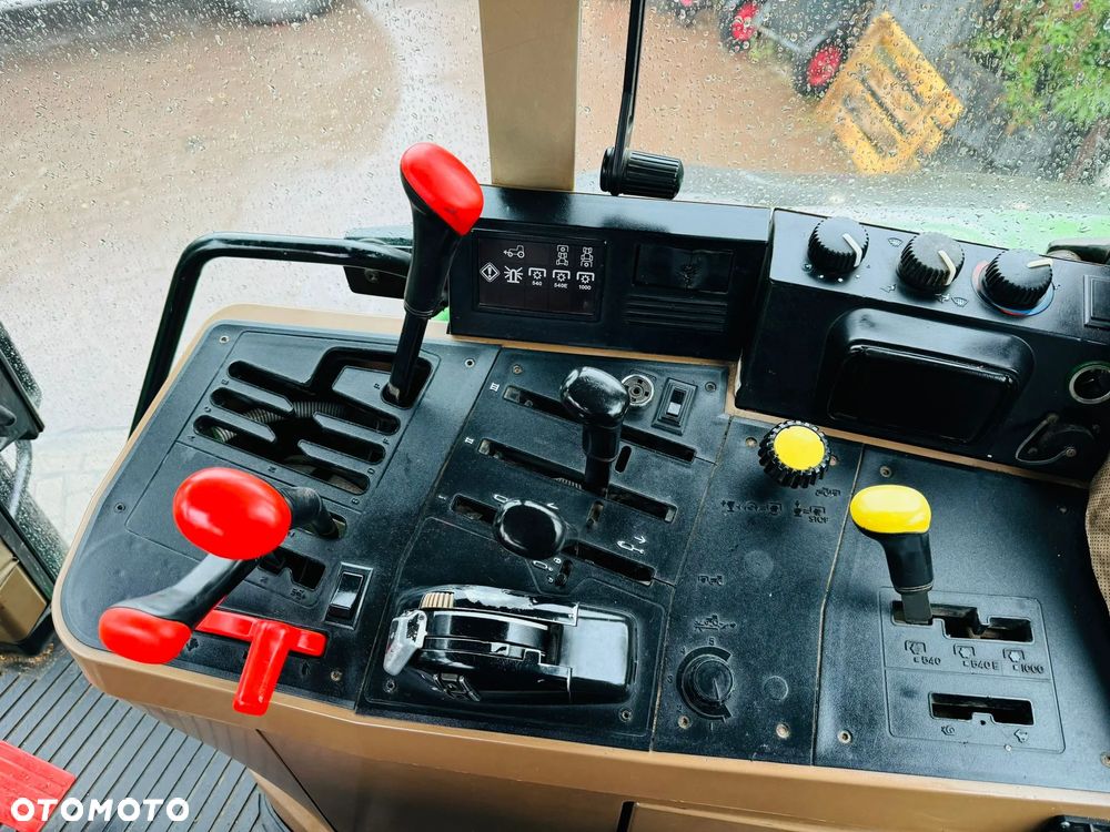 John Deere 6400 - 7