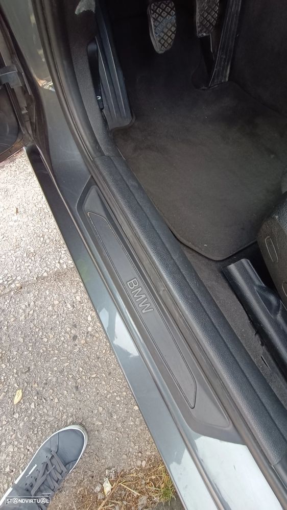 BMW 318 d Touring - 4