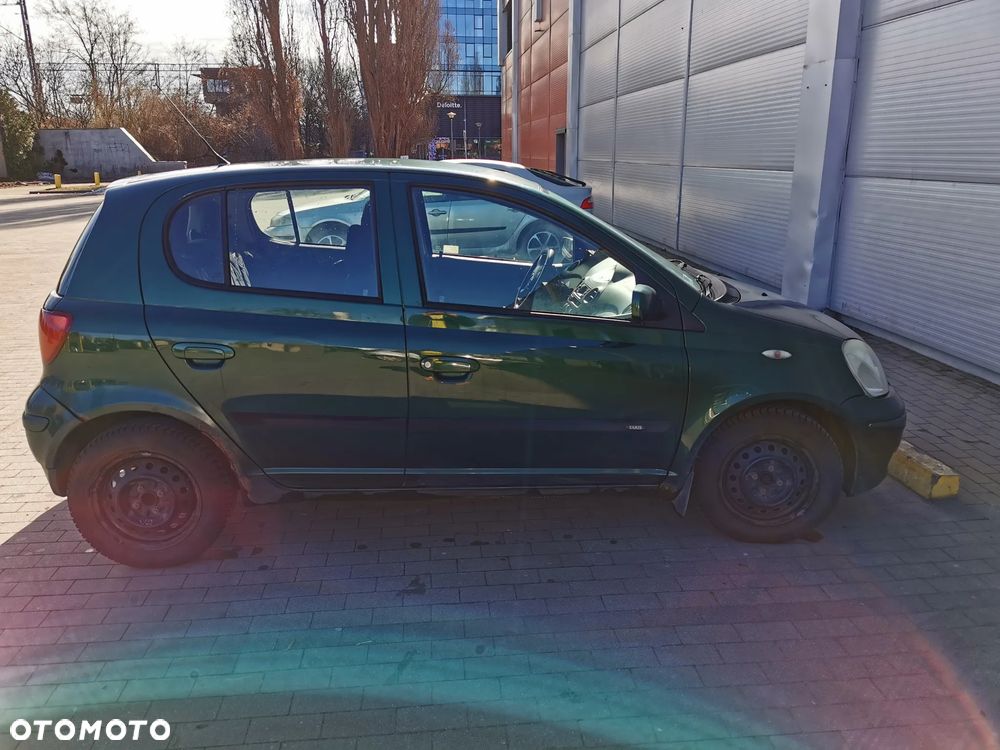 Toyota Yaris 1.3 Blue - 1