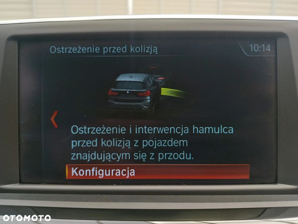 BMW X1 sDrive20i Advantage - 24