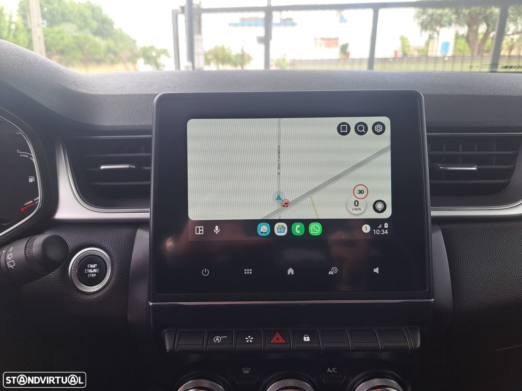 Renault Captur - 23