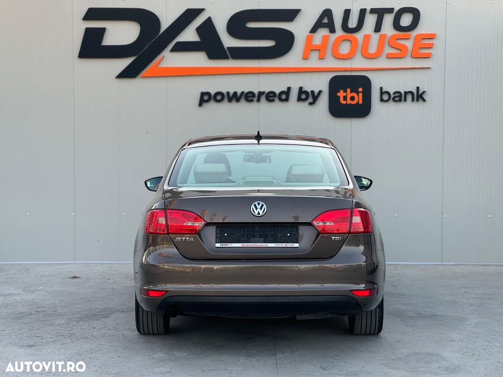 Volkswagen Jetta 1.6 TDI DSG Highline - 7