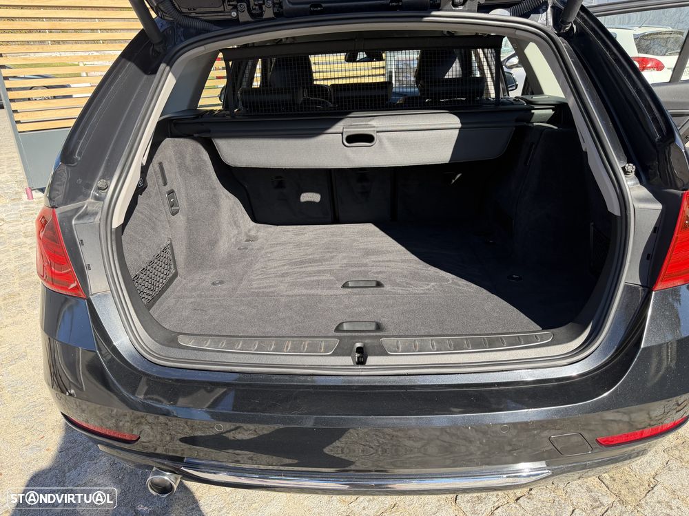 BMW 320 d Line Luxury - 12