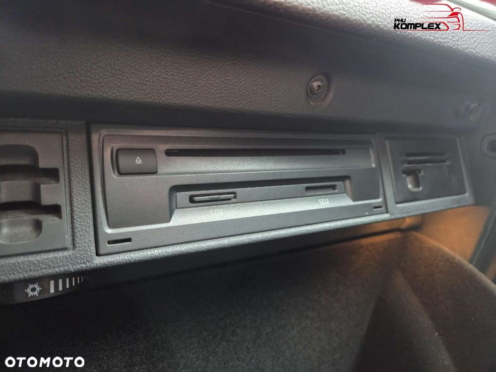 Volkswagen Golf - 26