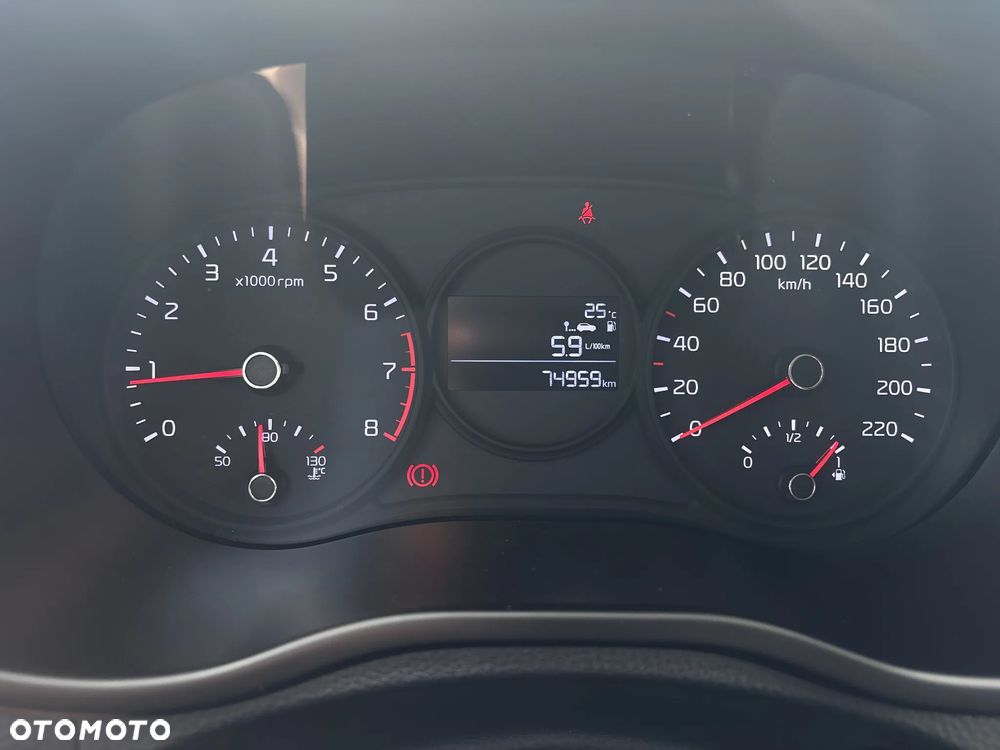 Kia Picanto 1.0 L - 11