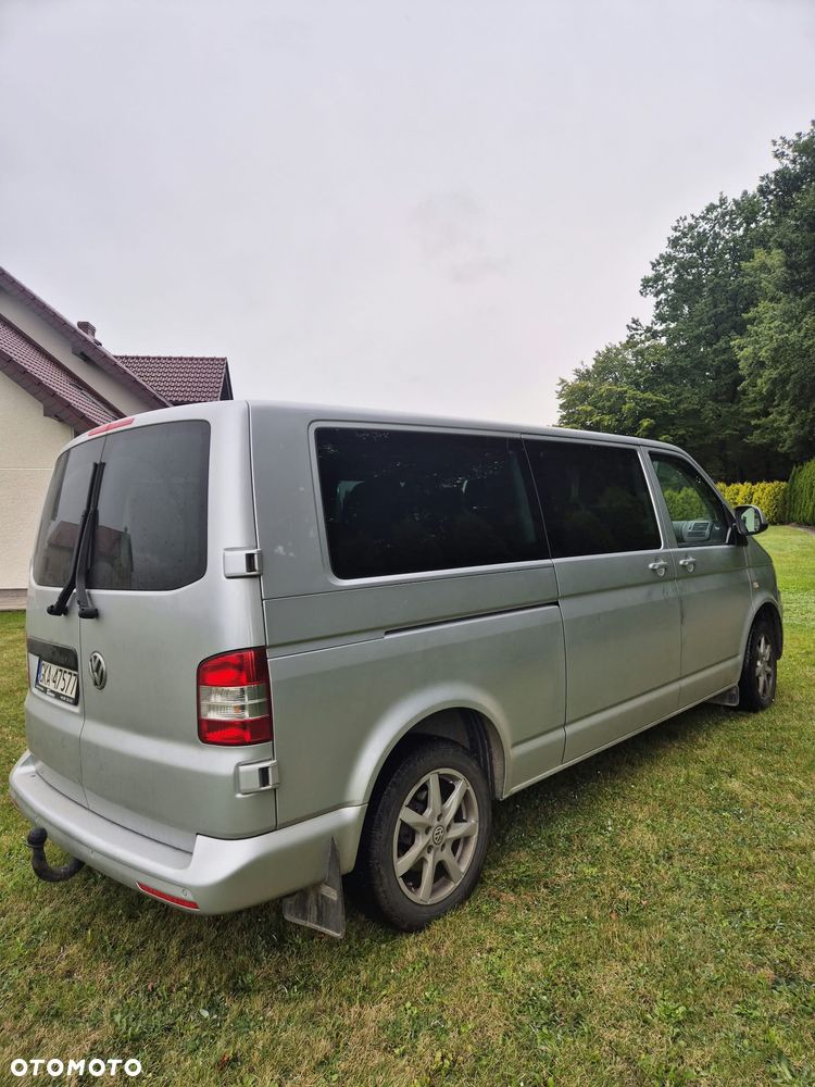 Volkswagen Caravelle - 3