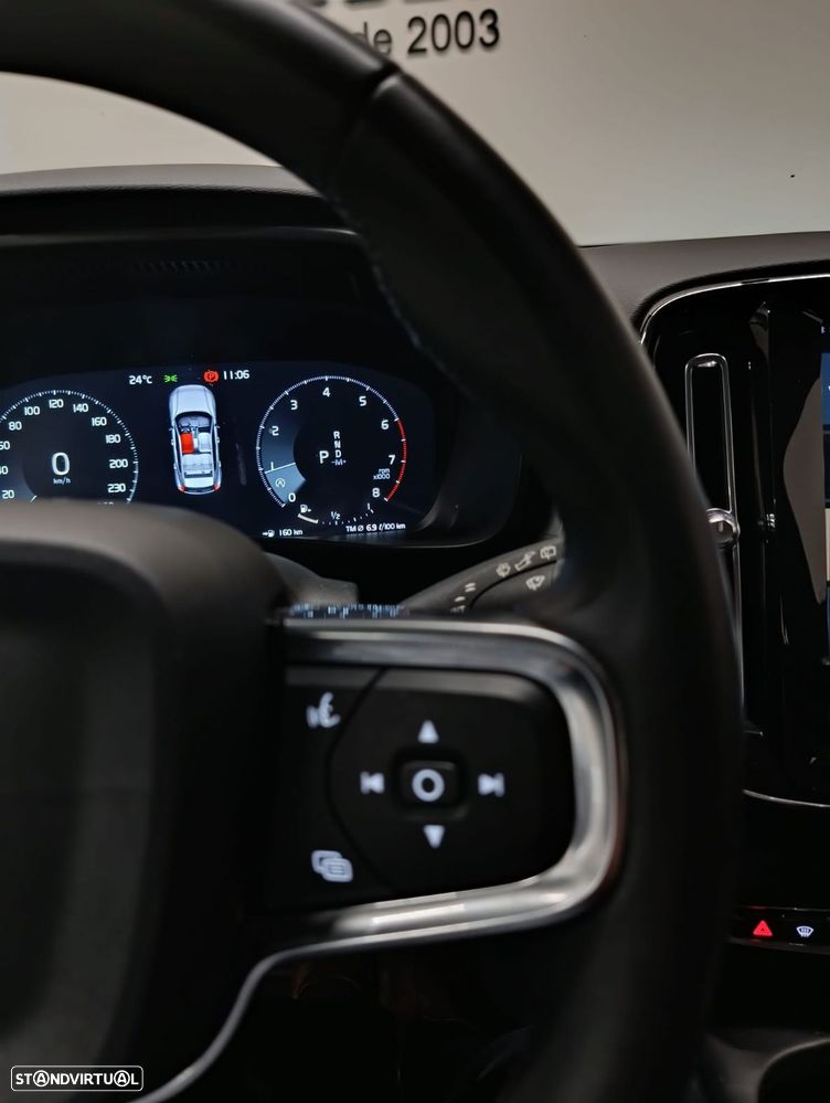 Volvo XC 40 1.5 T2 Momentum Core Geartronic - 13