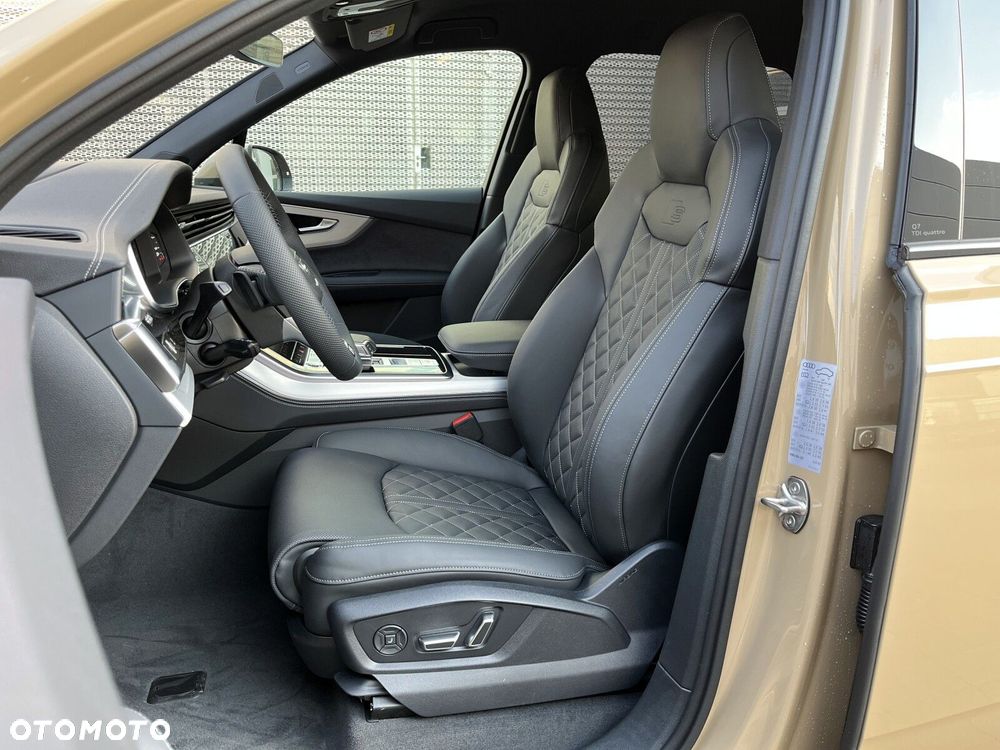 Audi Q7 - 6