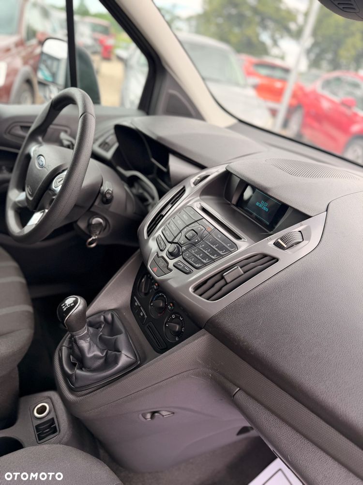 Ford Tourneo Connect - 8