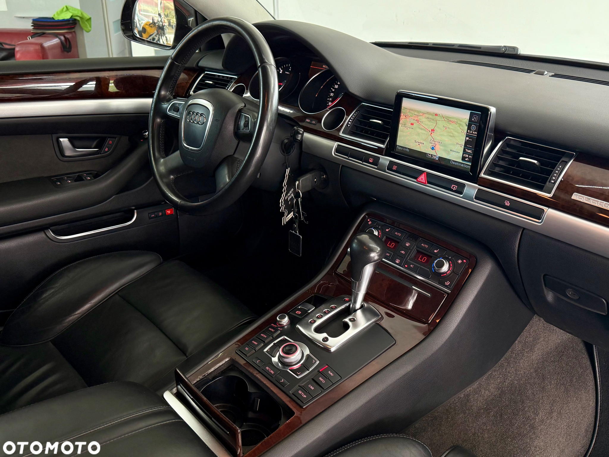 Audi A8 3.0 TDI Quattro - 38