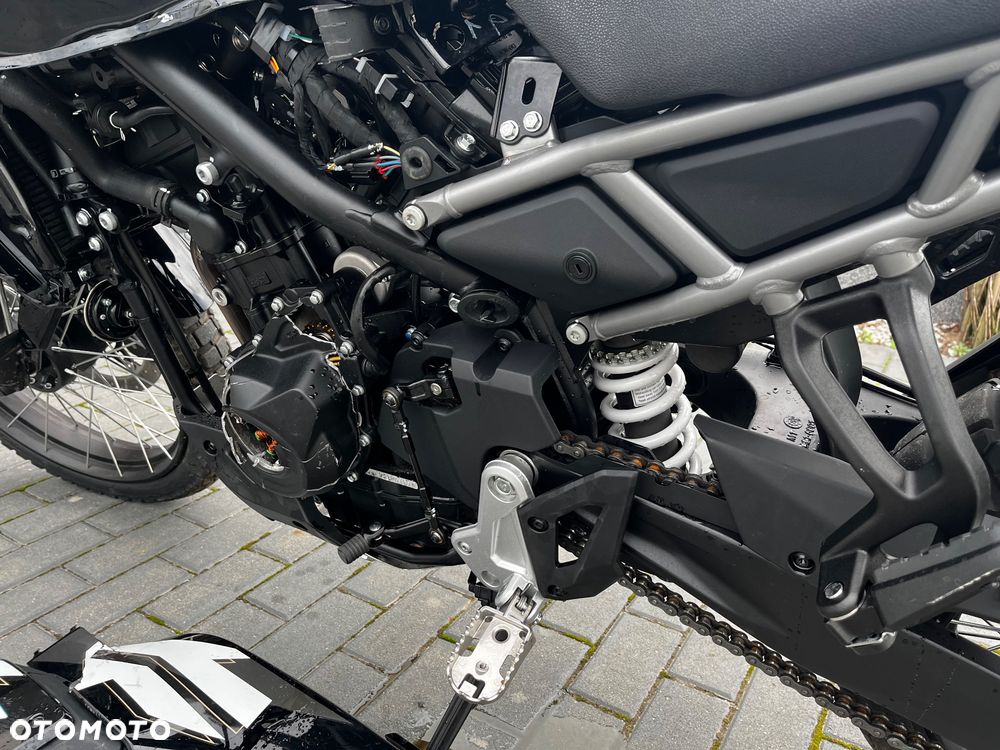 CFMoto 450MT - 9