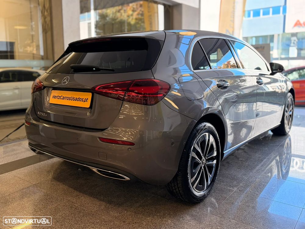 Mercedes-Benz A 250 e - 4