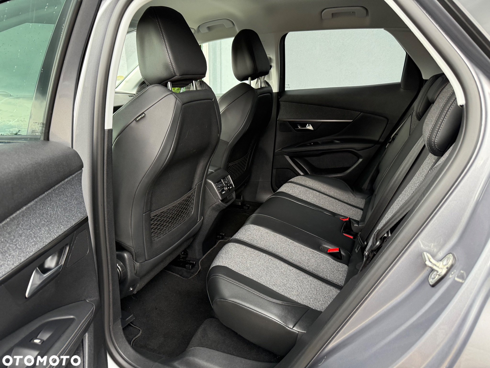 Peugeot 3008 1.5 BlueHDi Allure Pack S&S EAT8 - 7
