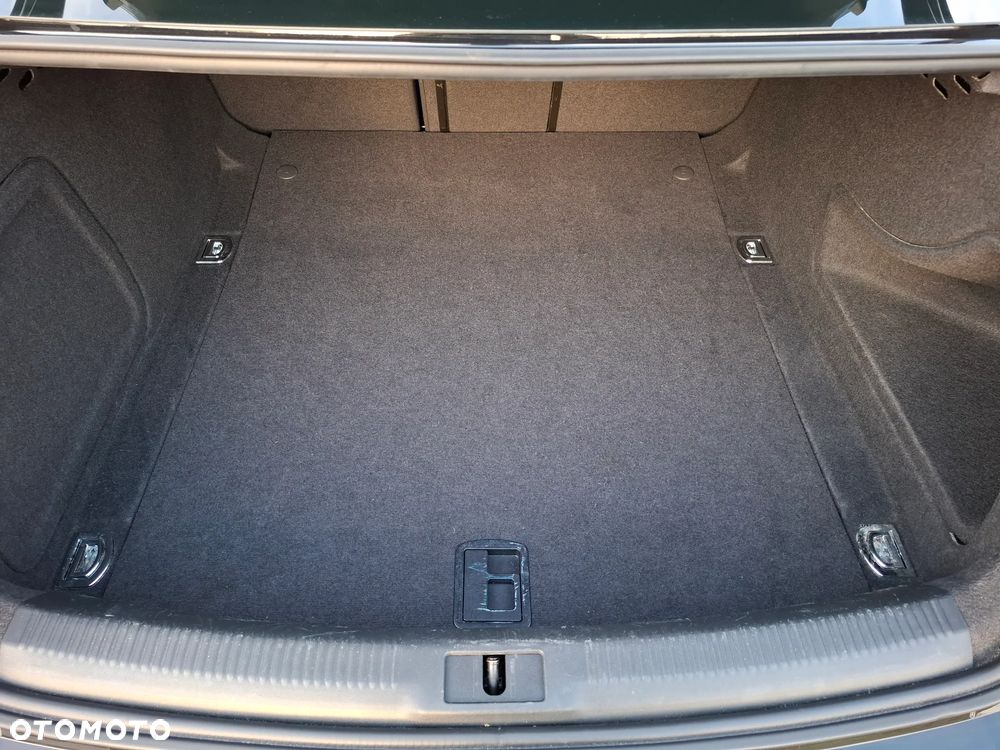 Audi A4 Limousine 2.0 TDI - 24