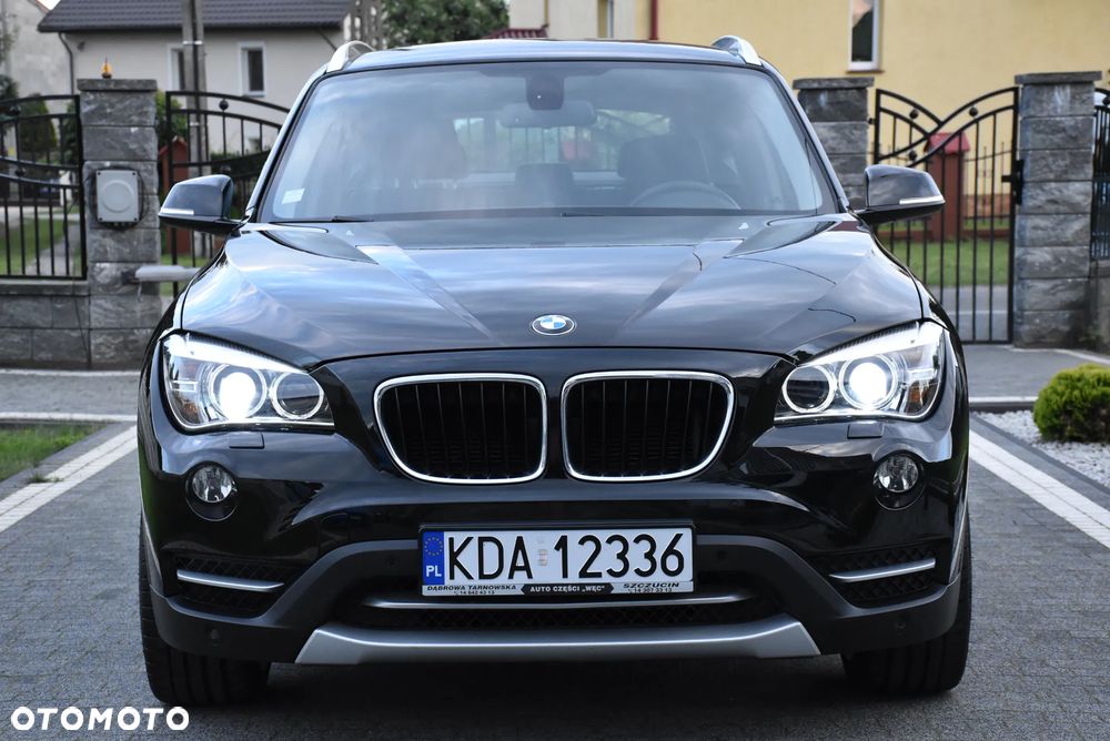 BMW X1 xDrive20d xLine - 12
