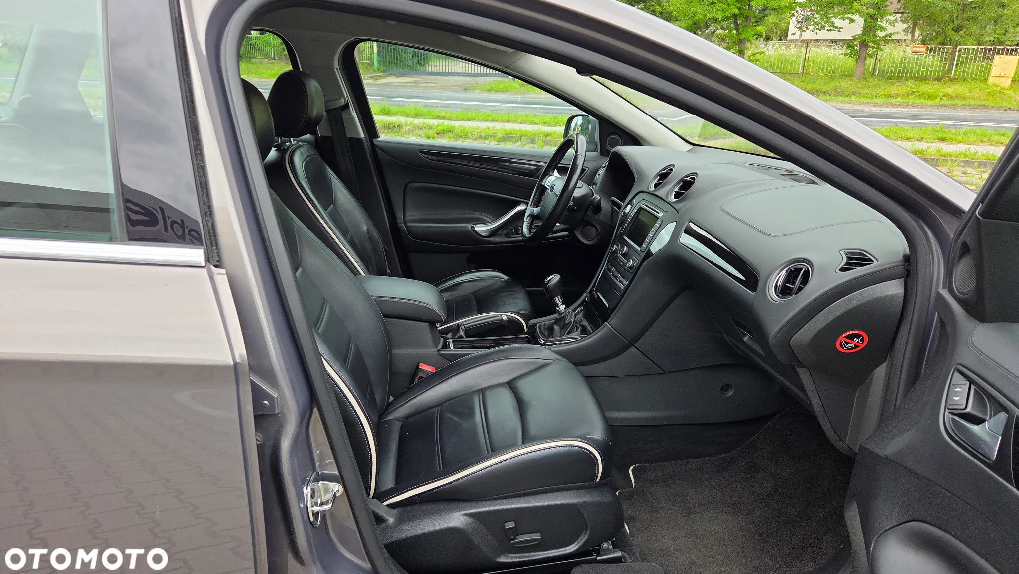 Ford Mondeo 2.0 TDCi Titanium - 22