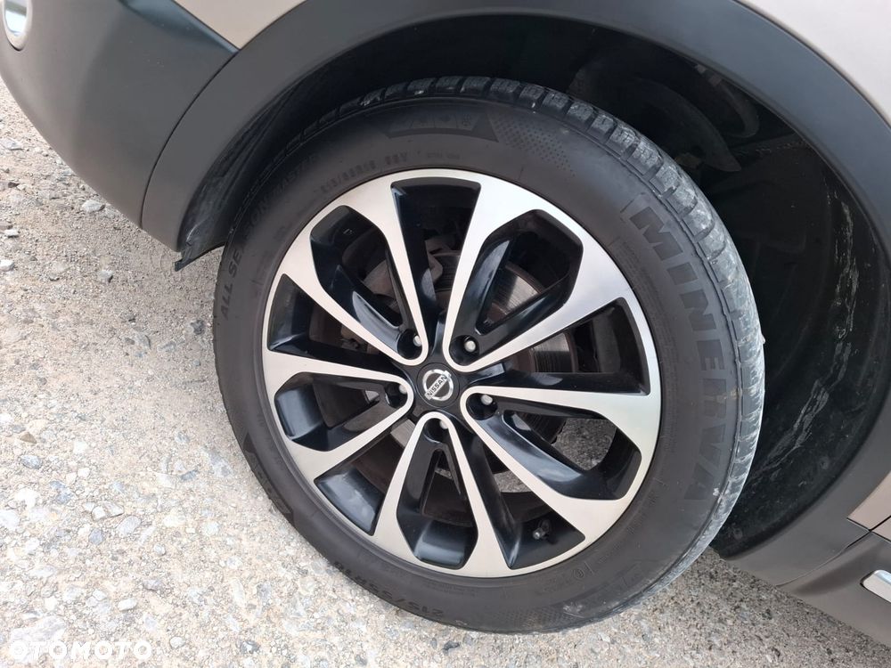 Nissan Qashqai - 15