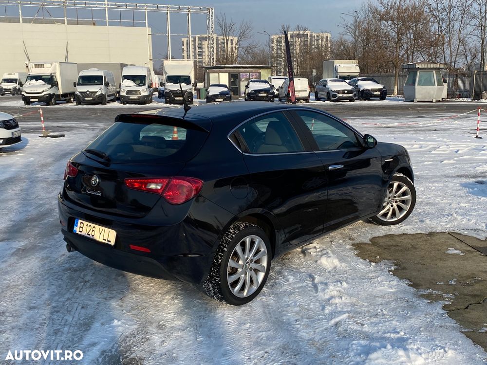 Alfa Romeo Giulietta 1.6 JTDM 16V - 4