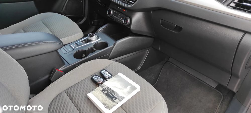 Ford Kuga 2.5P PHEV FWD Titanium - 12
