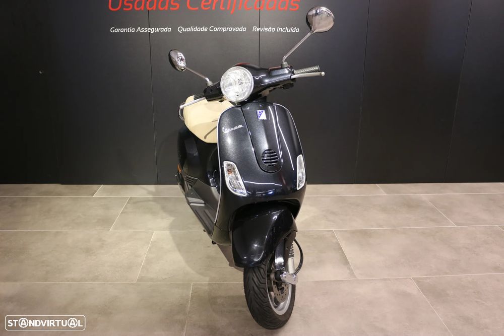 Vespa LX 50 4T - 8