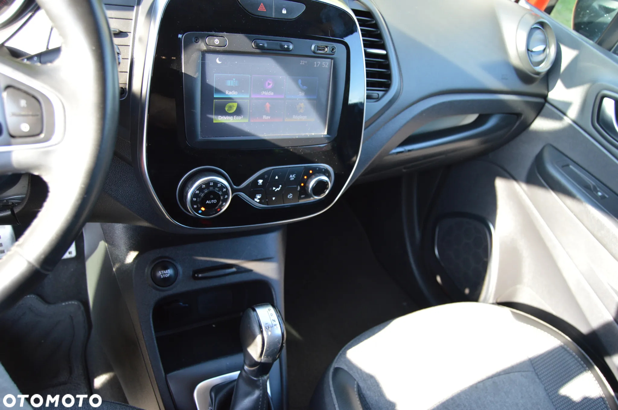 Renault Captur 1.2 TCe Intens EDC - 22