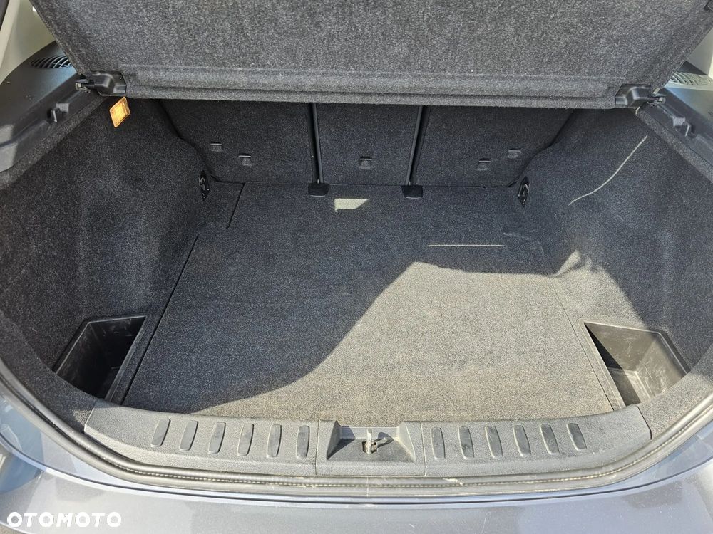 BMW X1 sDrive18d - 17