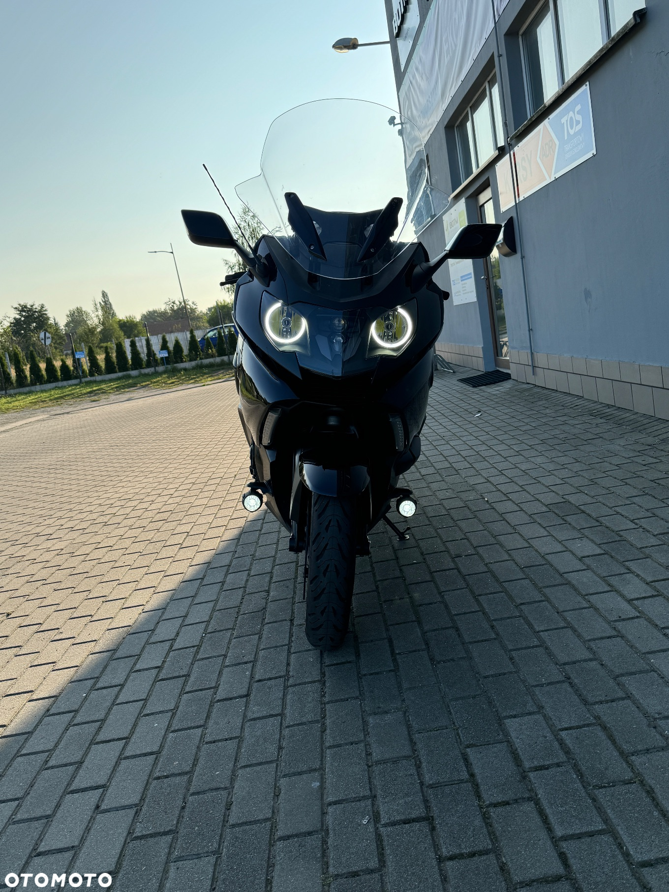 BMW K - 8