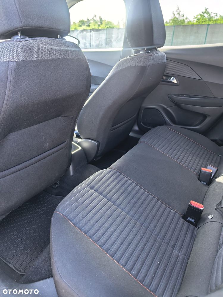 Peugeot 2008 PureTech 100 Active - 10