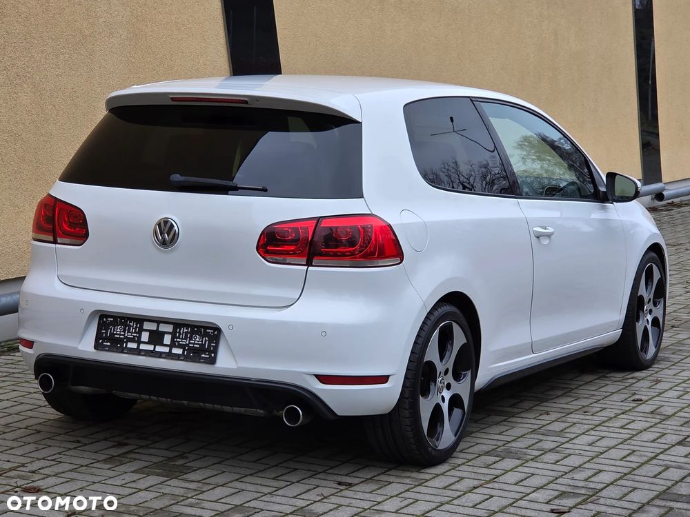 Volkswagen Golf 2.0 GTI - 3