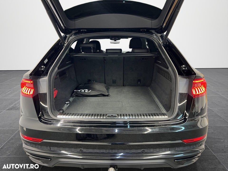 Audi Q8 - 17