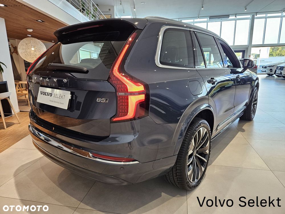 Volvo XC 90 - 7