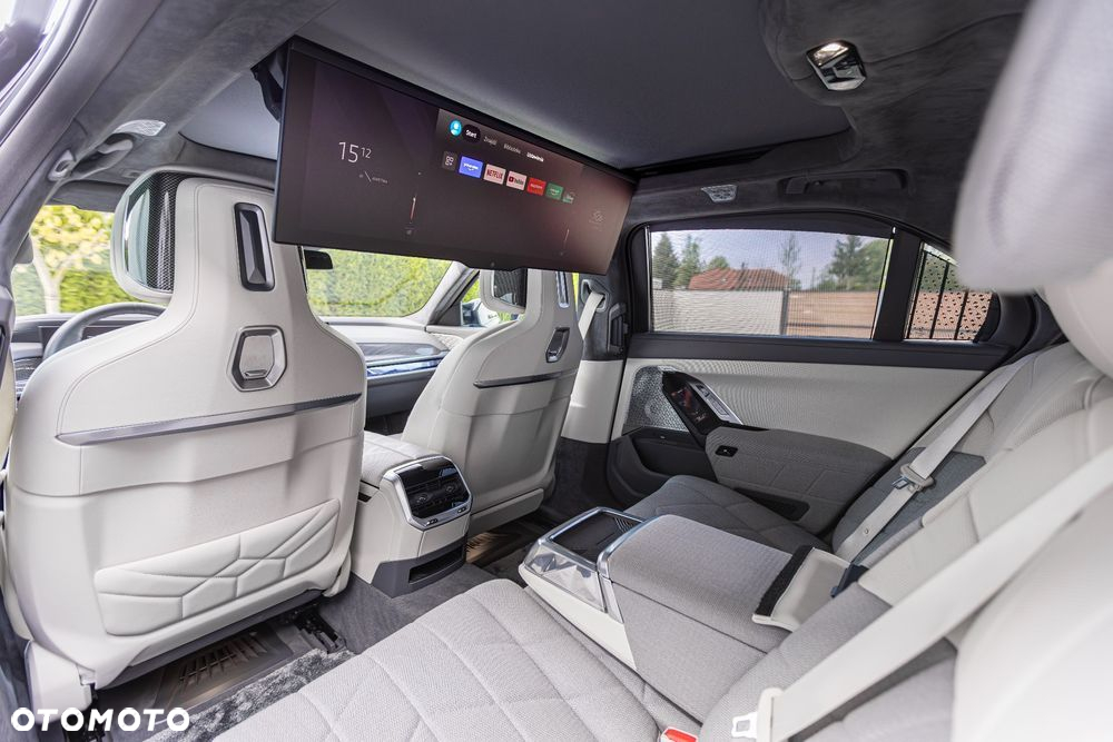 BMW Seria 7 M760e PHEV xDrive sport - 5