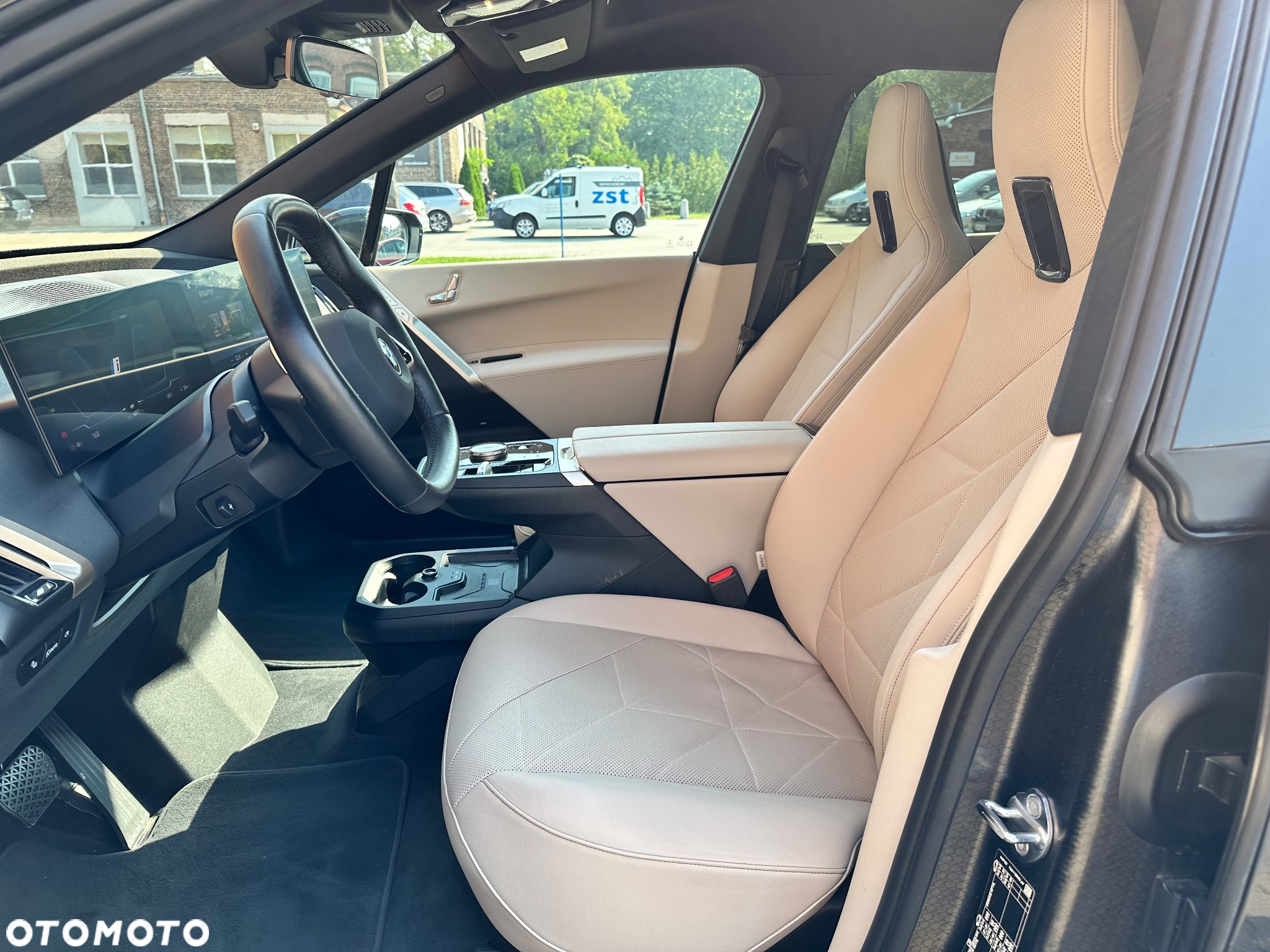 BMW iX xDrive50 - 15