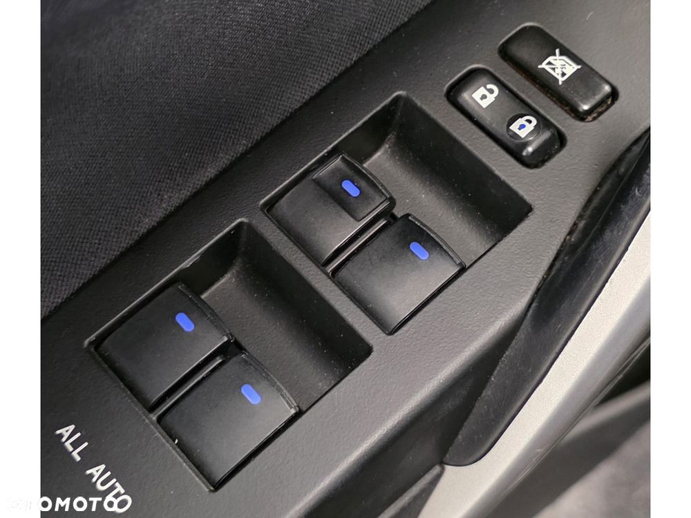 Toyota Auris - 14