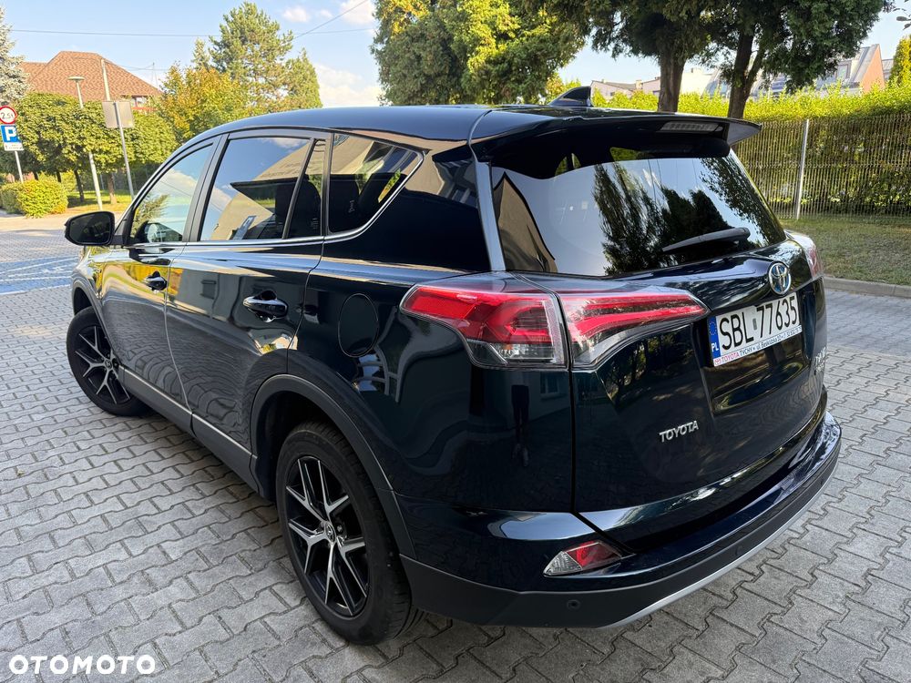 Toyota RAV4 - 14