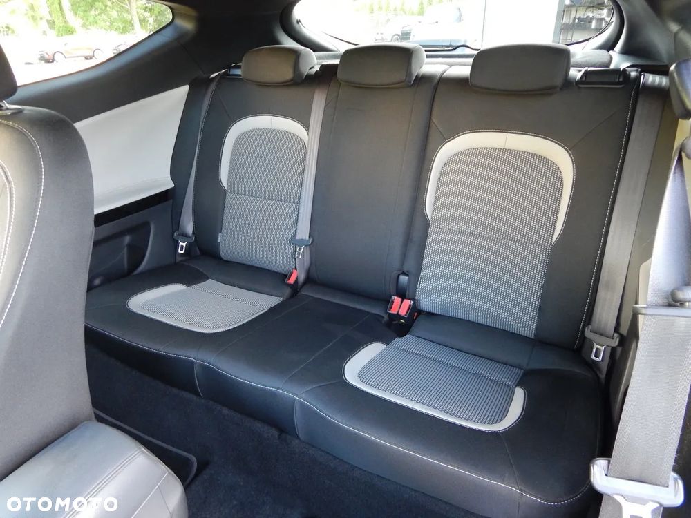 Kia ProCeed 1.6 CRDi 128 Vision - 11